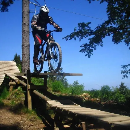 Uebernachten Sie In Der Naehe Des Winterbergskilifts بيت للعطل