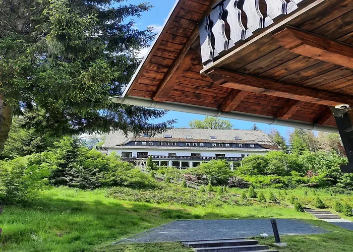 Ferienhaus Uebernachten Sie In Der Naehe Des Winterbergskilifts Winterberg